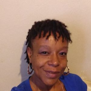 Meet your Posher, Moniko